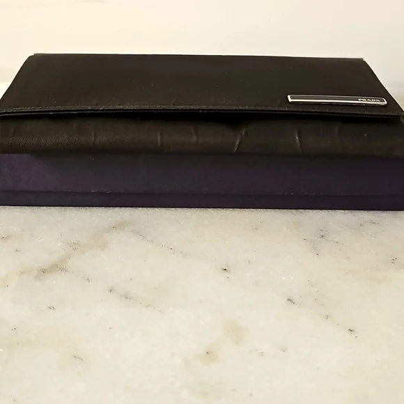Prada Black Wallet - Picture 9 of 12
